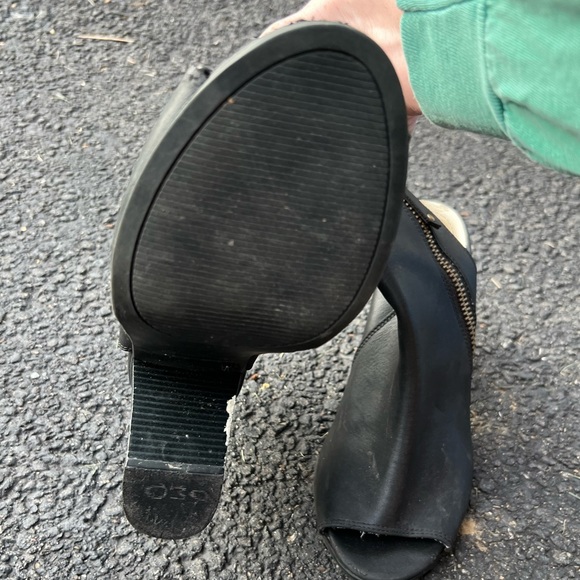 Madden girl peep toe booties - Picture 3 of 4